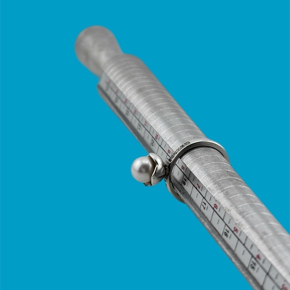 Brighton 'Perlina' Pearl Ring w/ Swarovski crystals. Size 8 - Picture 4 of 5